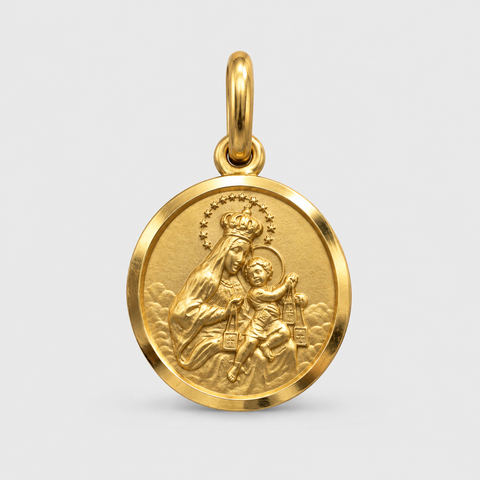 Solid 18K Italian yellow gold Our Lady of Mount Carmel scapular round medal pendant 11mm front view light gray background