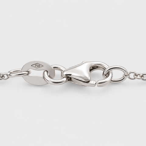 Secure lobster clasp and authentic 18K gold hallmark on the Italian white gold necklace.